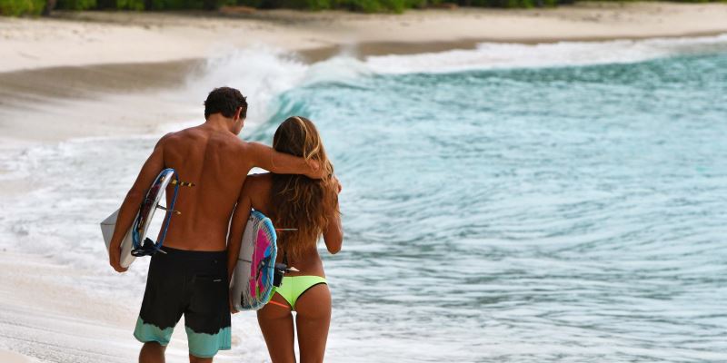 surf couple