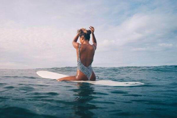 surfing indonesia